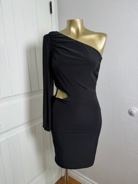 Saints 21 Black One-Shoulder Cutout Dress M